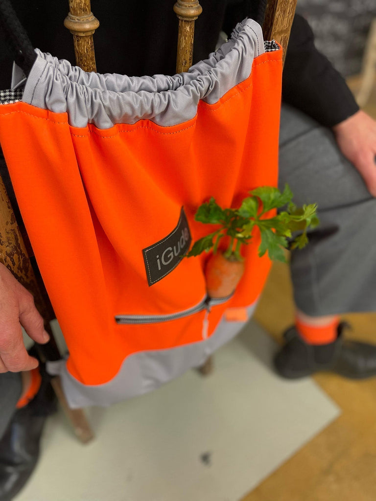 Ein Designbeispiel in neonorange als Rucksack 