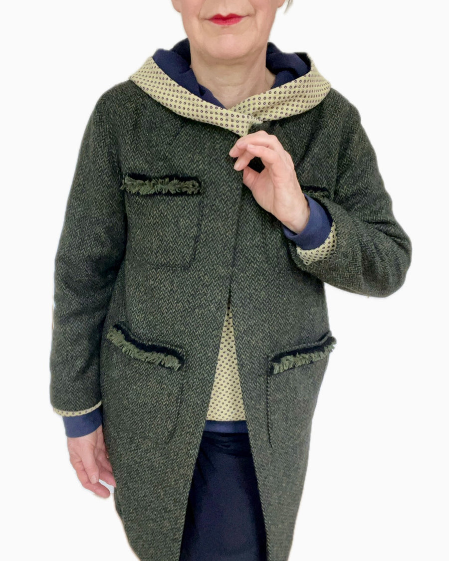 Nähbeispiel aus unseren Flanell Herringbone in Dunkelgrün