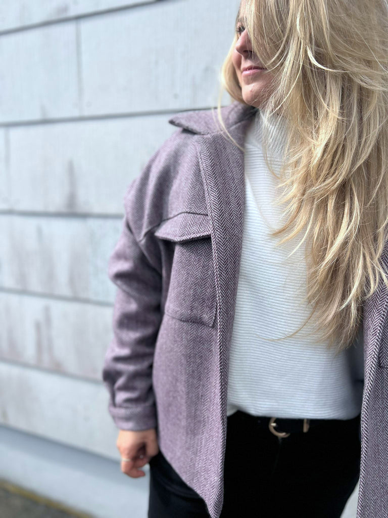 Nähbeispiel von unserem German Tweed Dornröschen als Jacke Jens von Sewingmachina