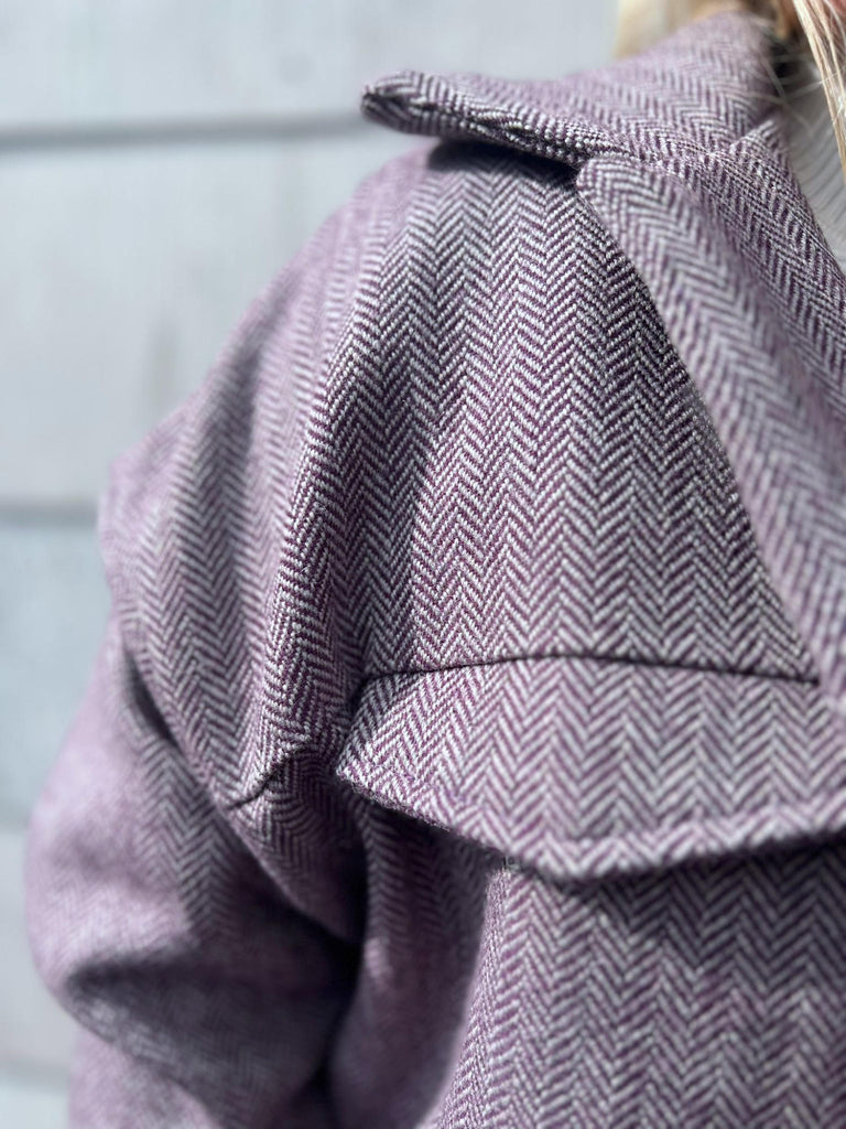 Detailaufnahme - Nähbeispiel von unserem German Tweed Dornröschen als Jacke Jens von Sewingmachina