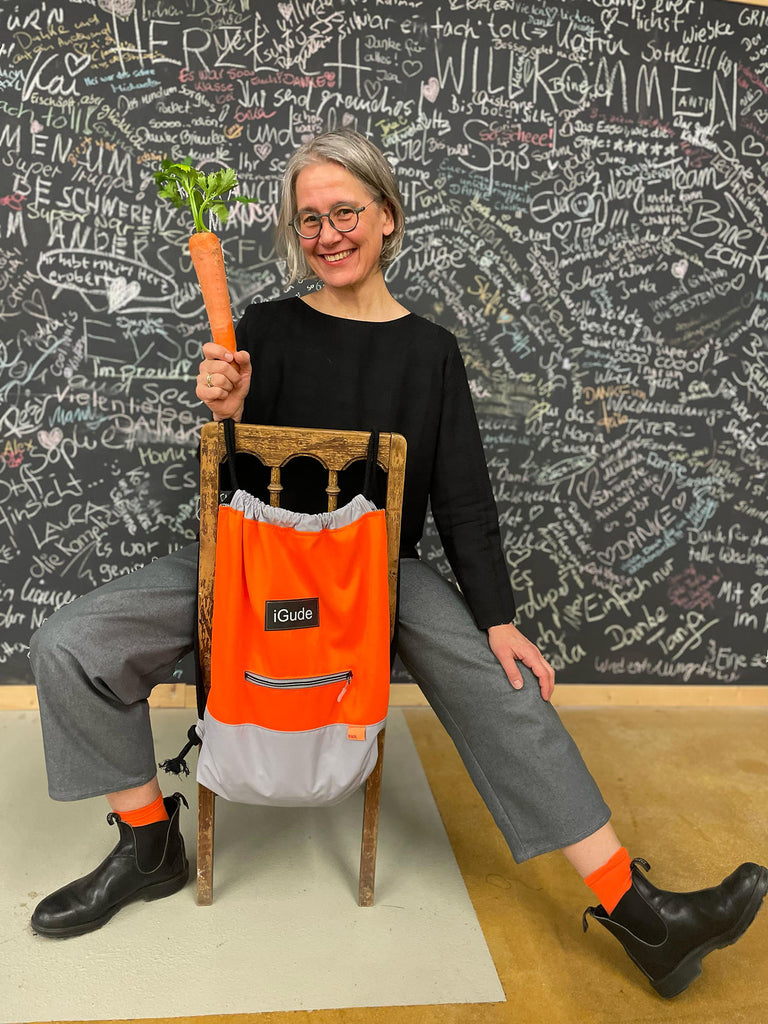 Nähbeispiel von unserem LottiKarotti als knalliger Turnbeutel