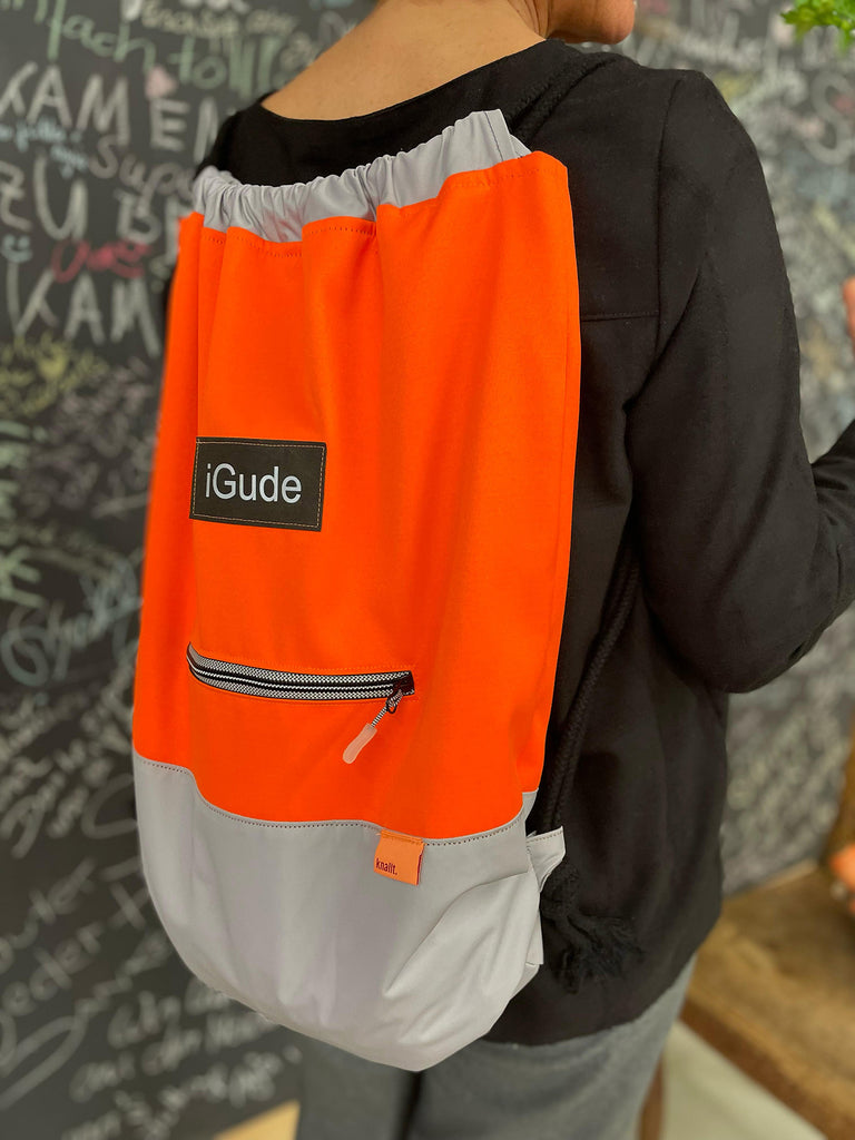 Nähbeispiel von unserem LottiKarotti als knalliger Turnbeutel