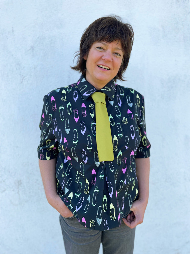 Nähbeispiel von unserem Popeline Summer Heels als Bluse Scout von Merchant&Mills