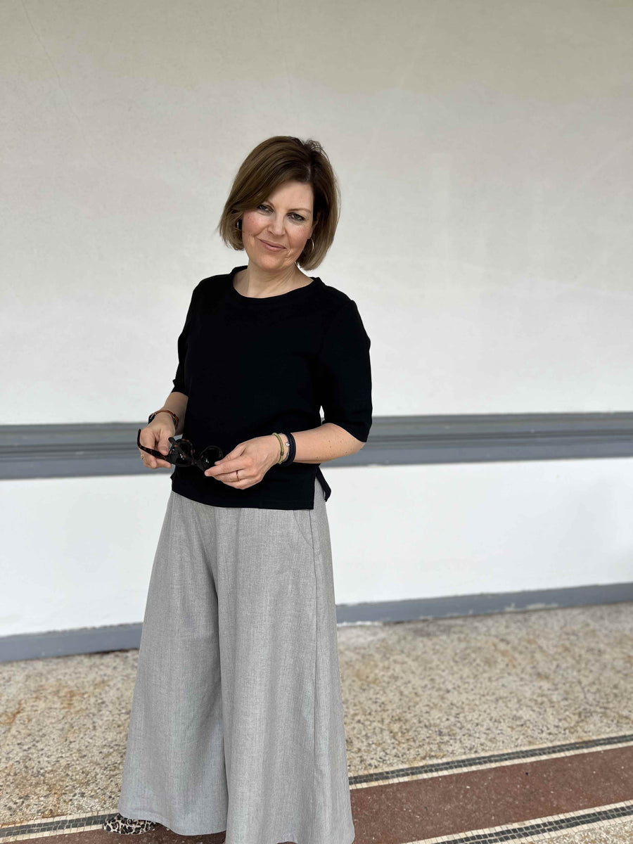 Shirt aus unserem Escadastoff in schwarz