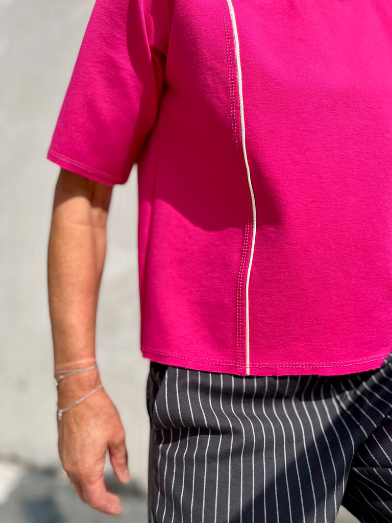 Nähbeispiel von unserem Romanit Jersey in der Farbe Pink 