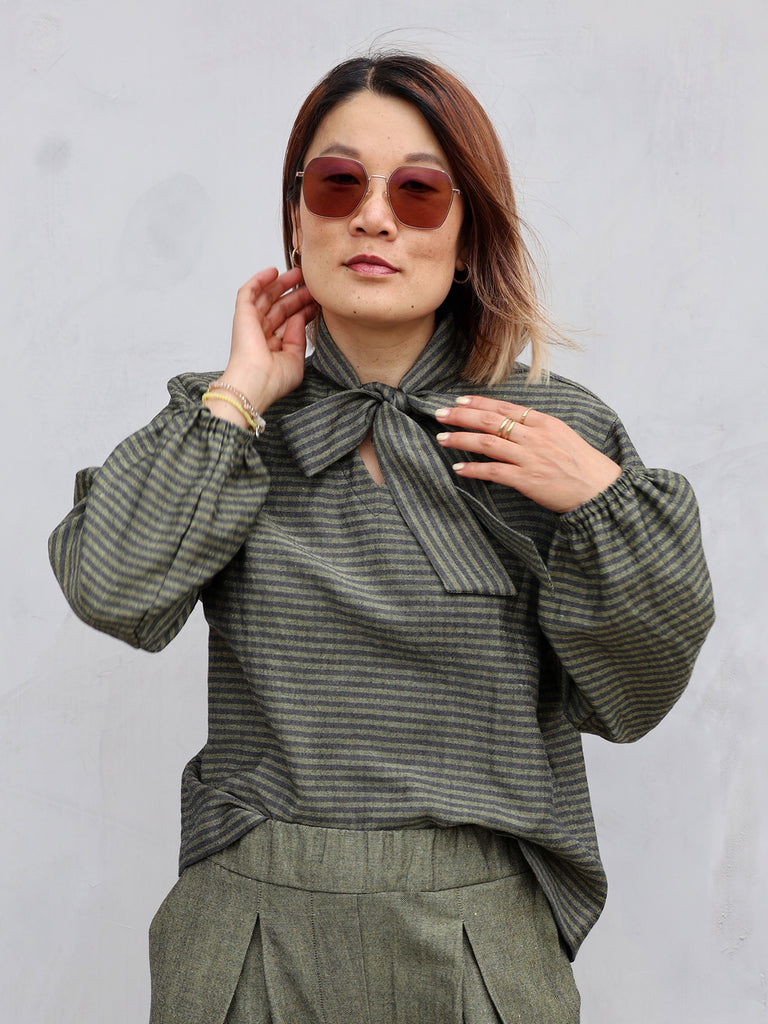 Nähbeispiel aus unserem Wolle-Leinen-Mix als Bluse 