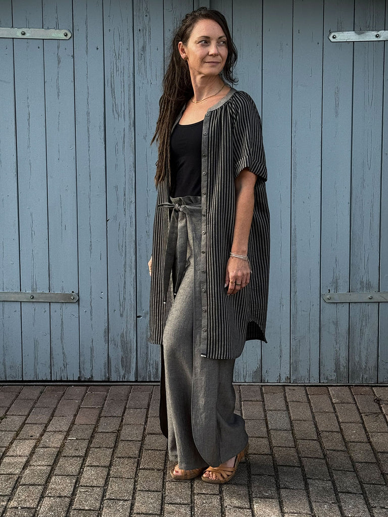 Nähbeispiel vom Wolle-Leinen-Mix in Beige/Schwarz