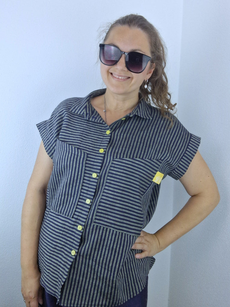 Nähbeispiel vom Wolle-Leinen-Mix als Streifen in der Farbe Lila/Lindgrün