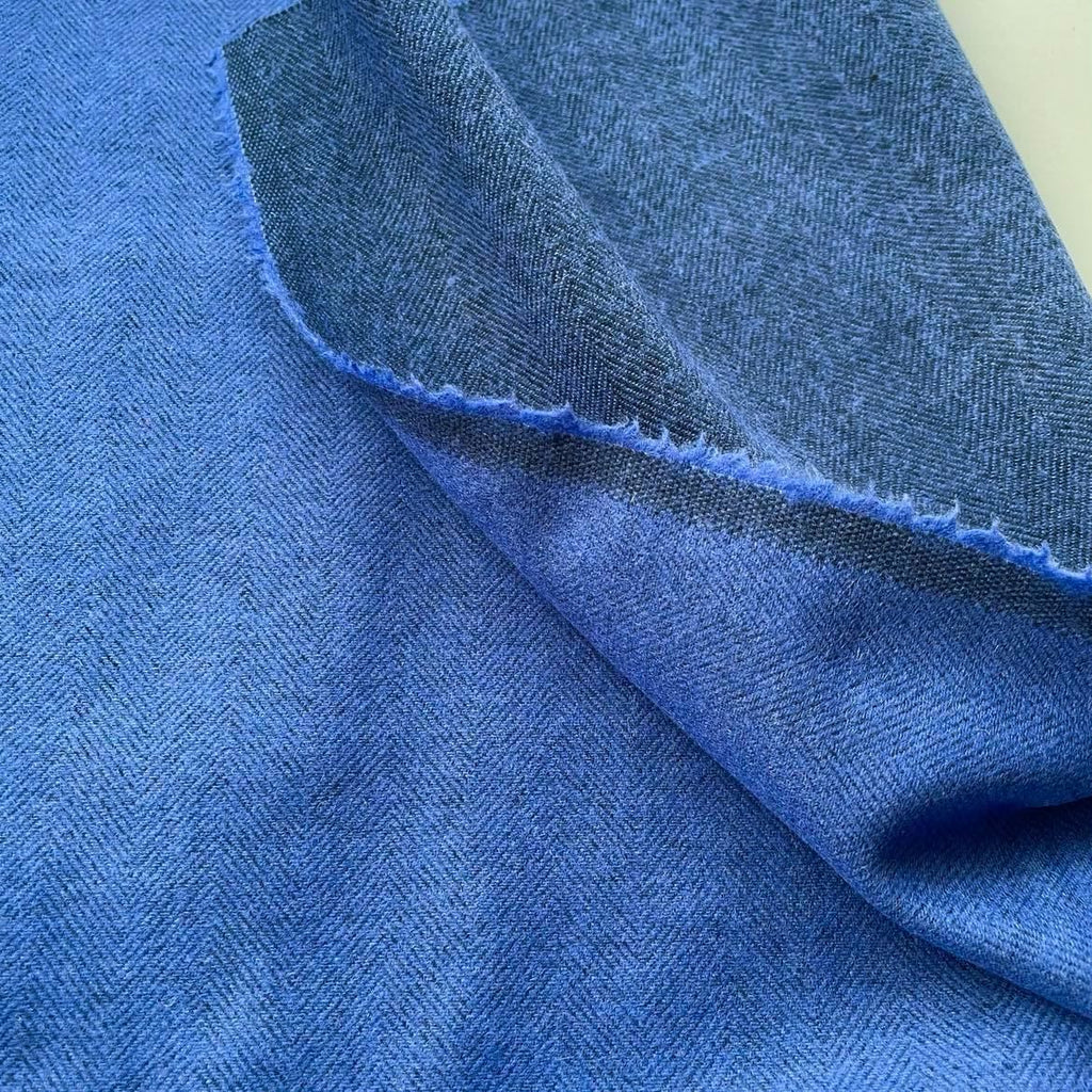 Abseitenfischgrat in Blue