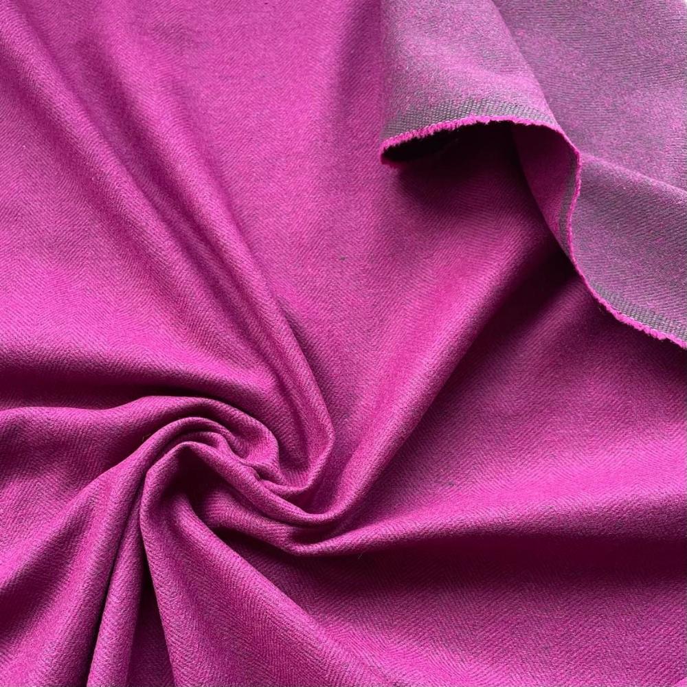 Abseitenfischgrat in der Farbe Fuchsia