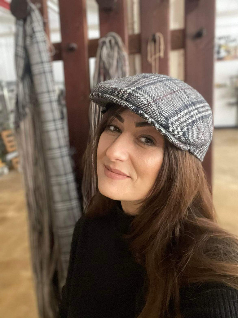 Unser German Tweed Glencheck Georg als Schiebermütze von Bullani Bamberg